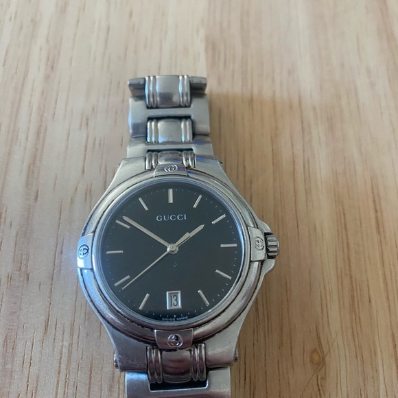 Gucci Watch - Picture 2 of 6